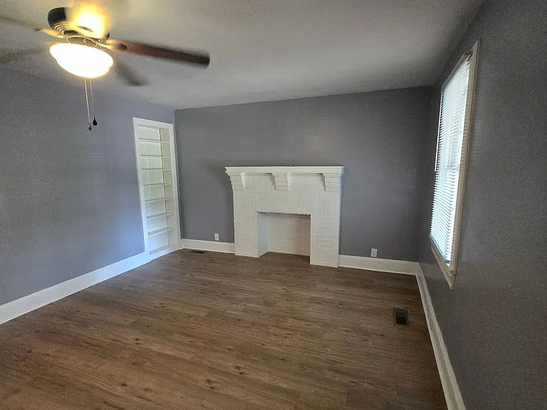 3212 Oakland Ave — Photo 3