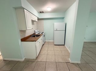 2918 Jackson St APT 9, Hollywood, FL 33020