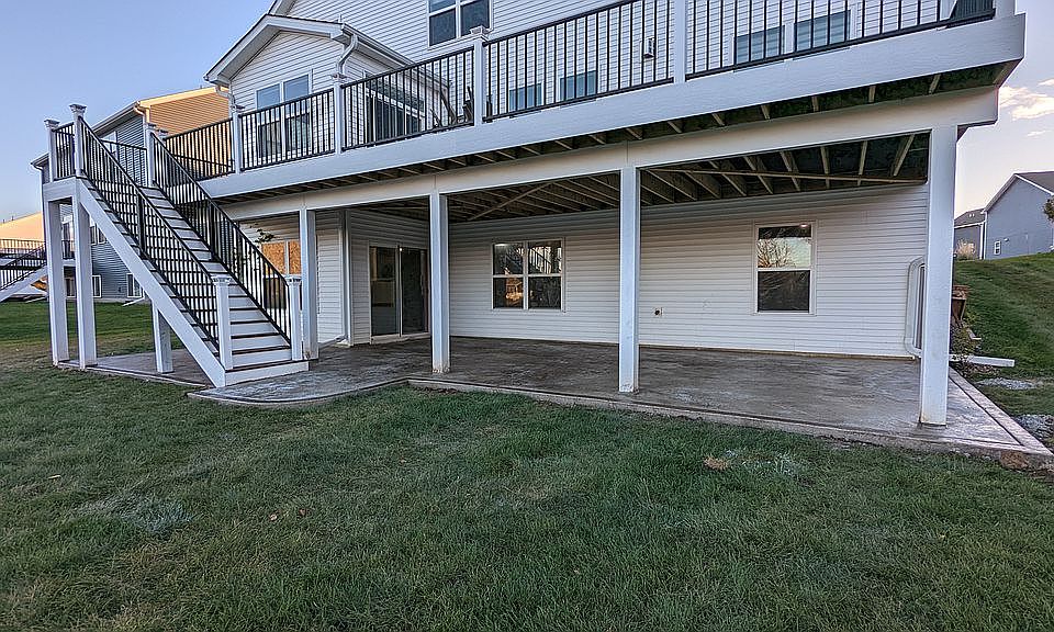 2nd image of 18228 Hamel Dr