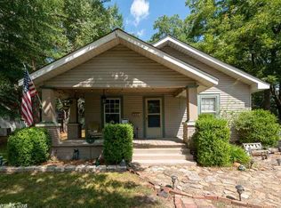 228 Davis St, Conway, AR 72034