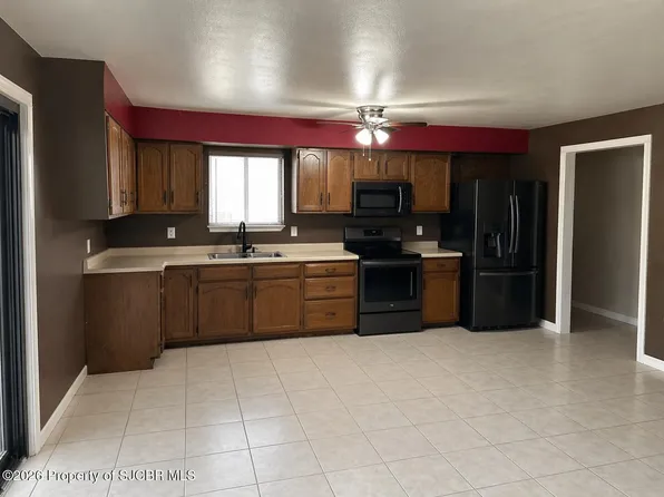 11 Road 6536, Kirtland, NM 87417