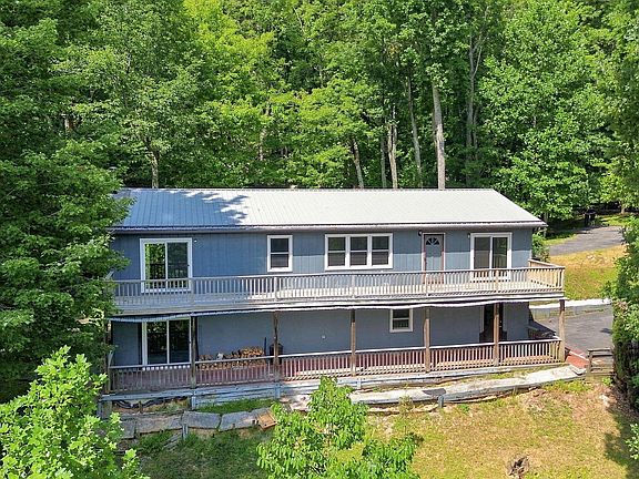 2nd image of 240 Misty Ln