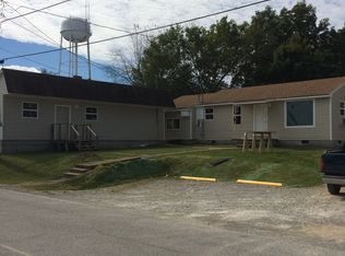 27 College St S, Mc Ewen, TN 37101