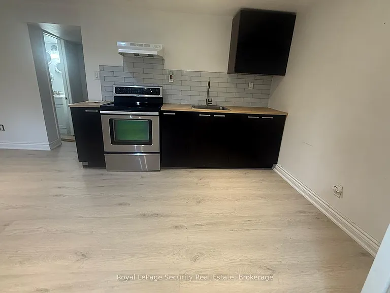 688 Tennyson Ave — Photo 2