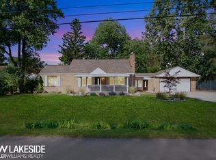 20260 Melrose St, Southfield, MI 48075