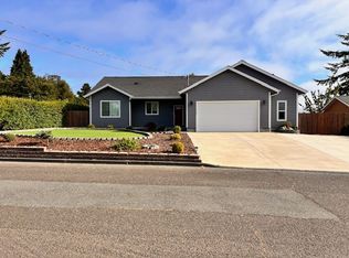 2150 Ohio Ave, North Bend, OR 97459