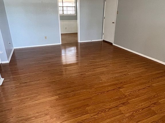 2nd image of 218 Avenue U