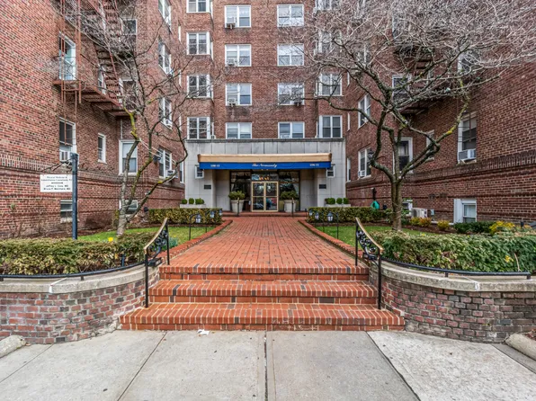 106-15 Queens Boulevard image 1 of 26