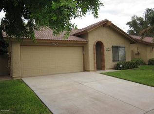 12240 S Chippewa Dr, Phoenix, AZ 85044
