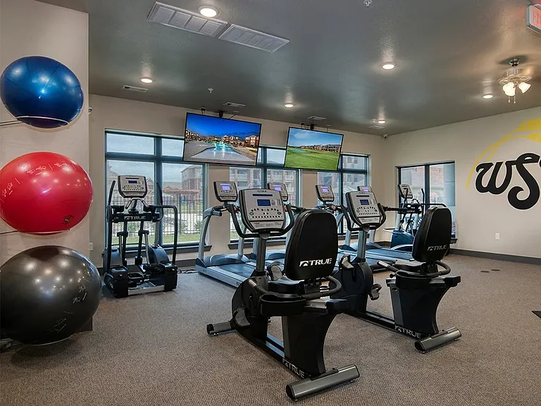 1300 E Meadowlark Blvd #28-306 — Photo 8