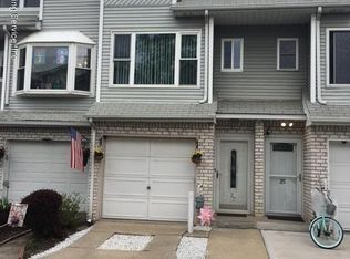 27 Vogel Loop, Staten Island, NY 10314