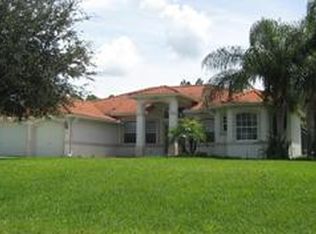 310 10th St SE, Naples, FL 34117