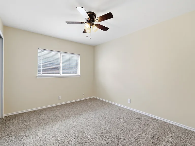 9324 Cedar Point — Photo 23