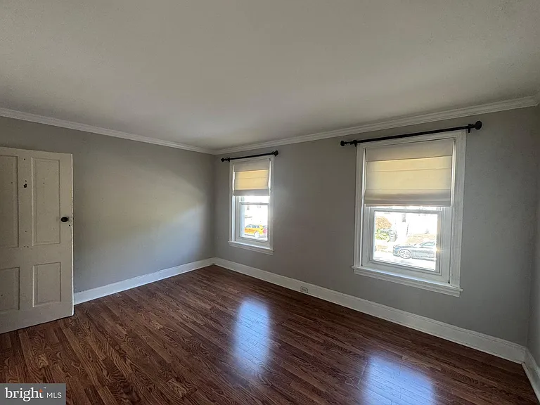 317 W 4th Ave — Photo 11