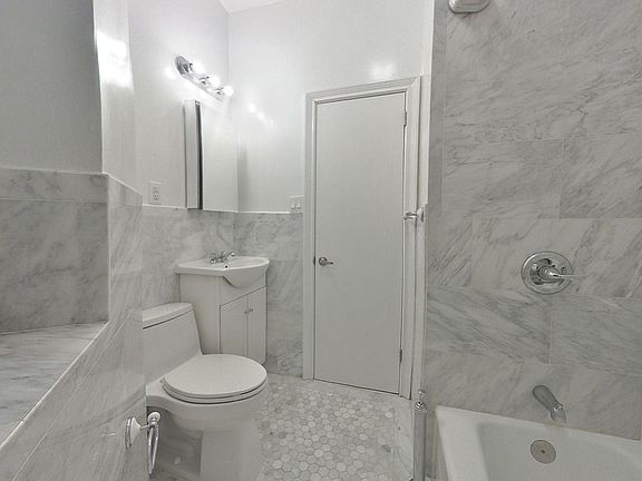 3rd image of 553 3rd Ave APT 21
