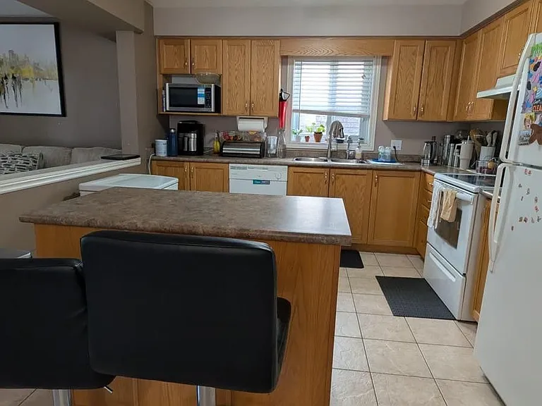 165 Cranbrook St — Photo 18