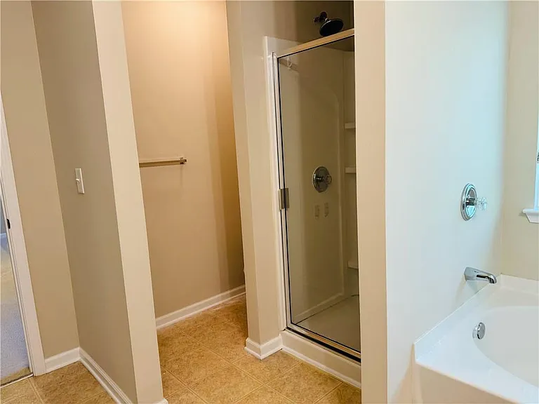 2515 Sheldon Pl — Photo 21