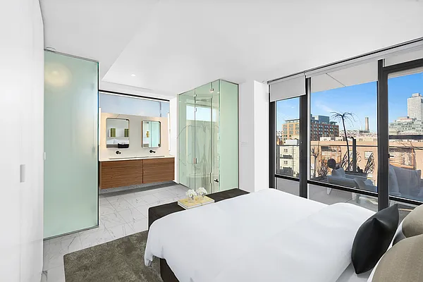 Sold by Compass | media 18