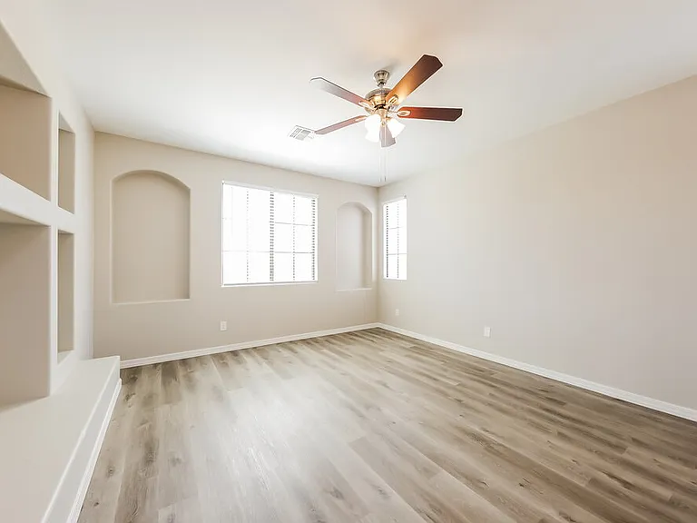 2373 W Sleepy Ranch Rd — Photo 16