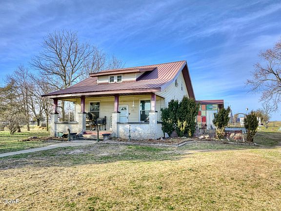 3rd image of 2584 Lawrence Rd #2147