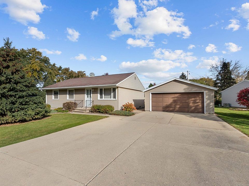 1st image of 1356 Park Ct