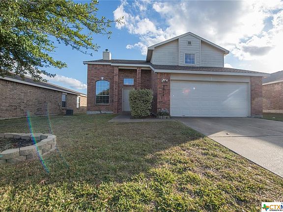 3rd image of 2214 Maedell Dr