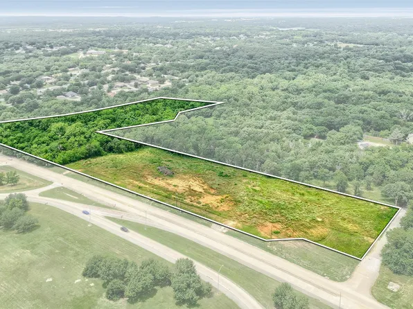 1401 Flowers Dr, Denison, TX 75020