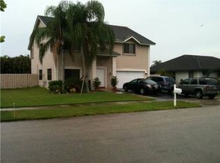 520 Danville Ter, Davie, FL 33325