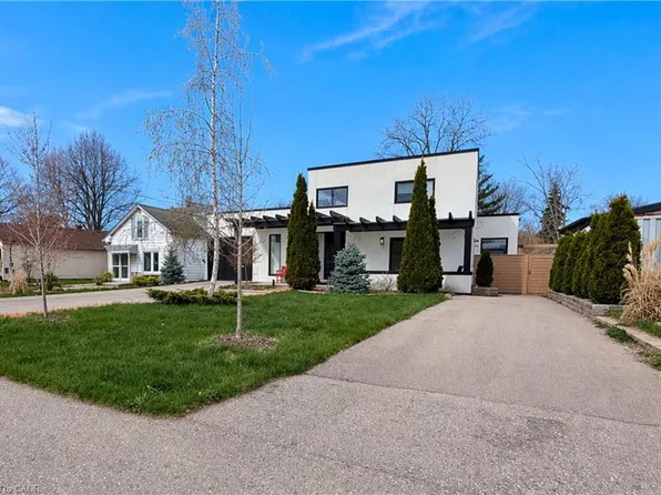 149 Woolwich St, Waterloo, ON N2K 1S5