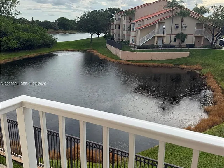 3350 Pinewalk Dr N #1427 — Photo 4