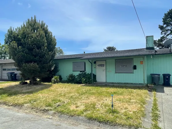 1813 Stromberg Ave, Arcata, CA 95521