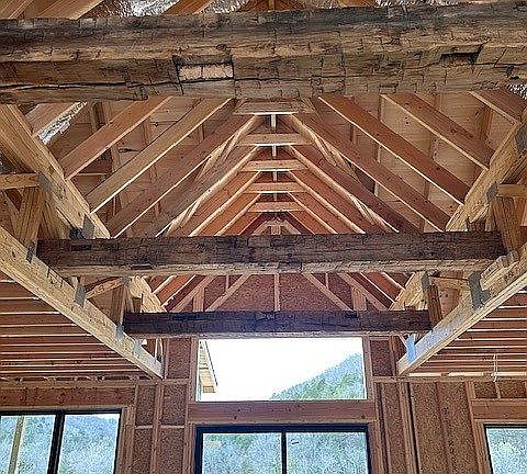 1870s beams in center