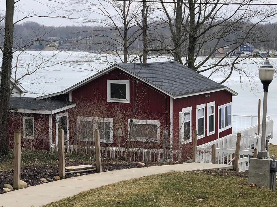 1st image of 2511 Lorraine Dr