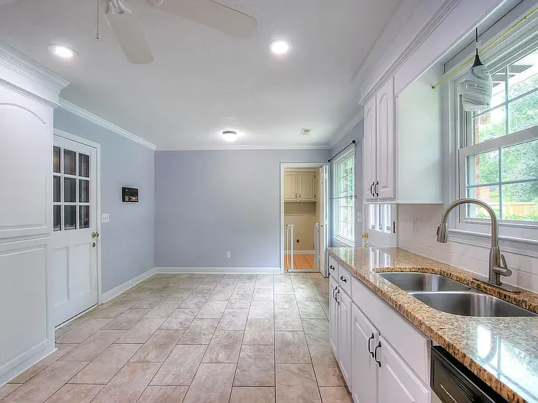 2704 Powhatan Dr — Photo 27