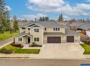 1040 Bair Rd NE, Keizer, OR 97303