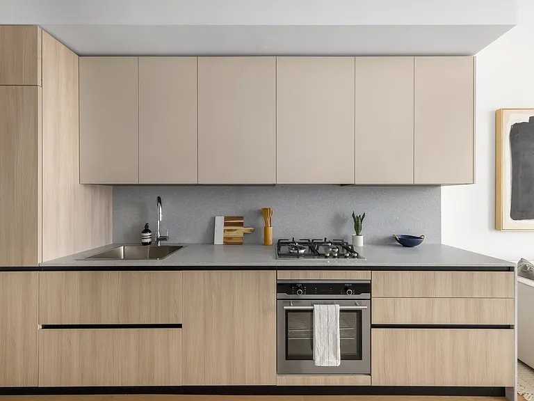 30 Kent St #301 — Photo 4