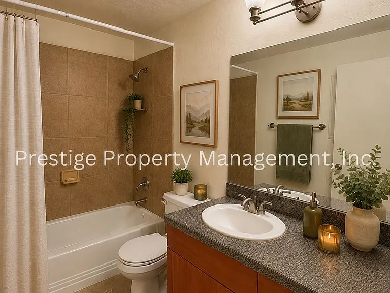 2525 N Alvernon Way #B4 — Photo 17