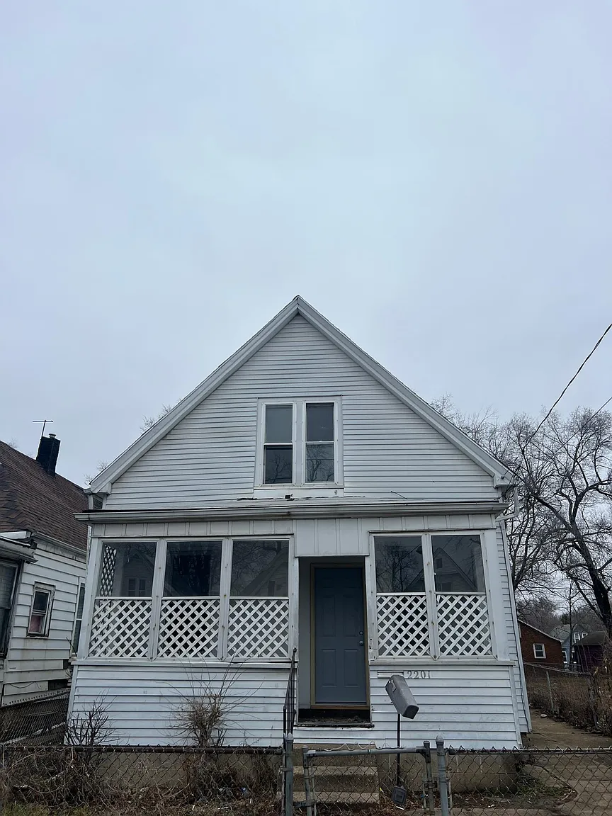 2201 W Wiswall St photo 1