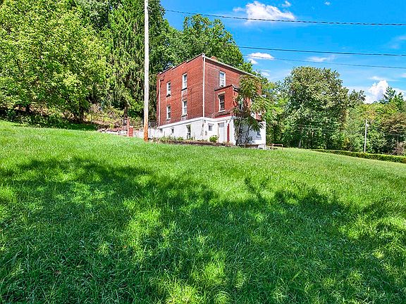4th image of 140 Smartnick Rd