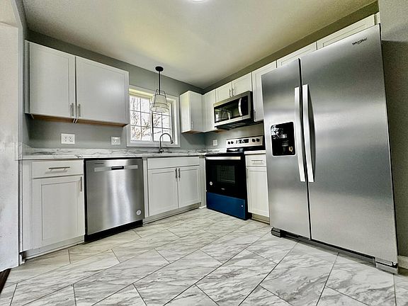 3rd image of 614 Orlando Ave