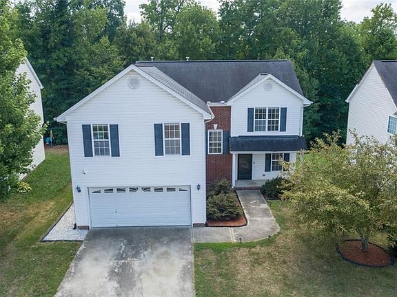 2nd image of 853 Blazingwood Dr