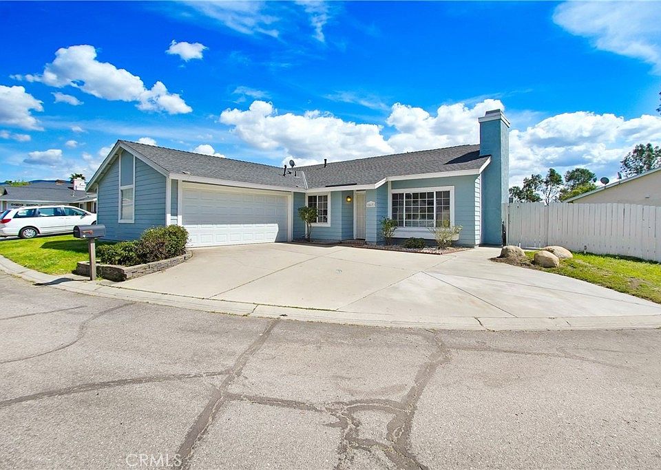 1st image of 28633 Berwick Ln
