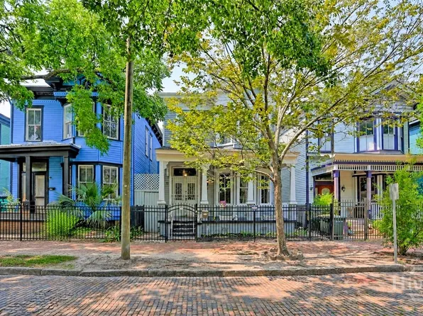 207 W 38th Street, Savannah, GA 31401