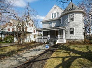 142 Kenyon St, Hartford, CT 06105