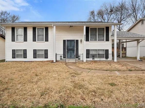 9533 Winkler Dr, Saint Louis, MO 63136