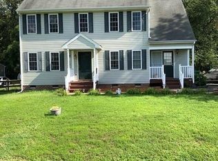10819 Tuscola Dr, Chester, VA 23831