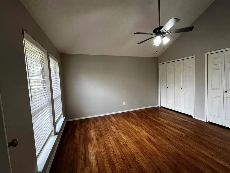 12118 W Bellfort Ave #C — Photo 12