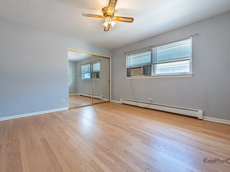 8417 W Berwyn Ave #2 — Photo 3