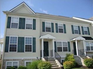 7171 Steel Dust Dr, New Albany, OH 43054