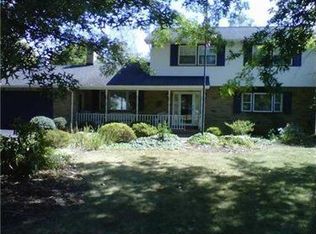 369 Ceylon Rd, Carmichaels, PA 15320